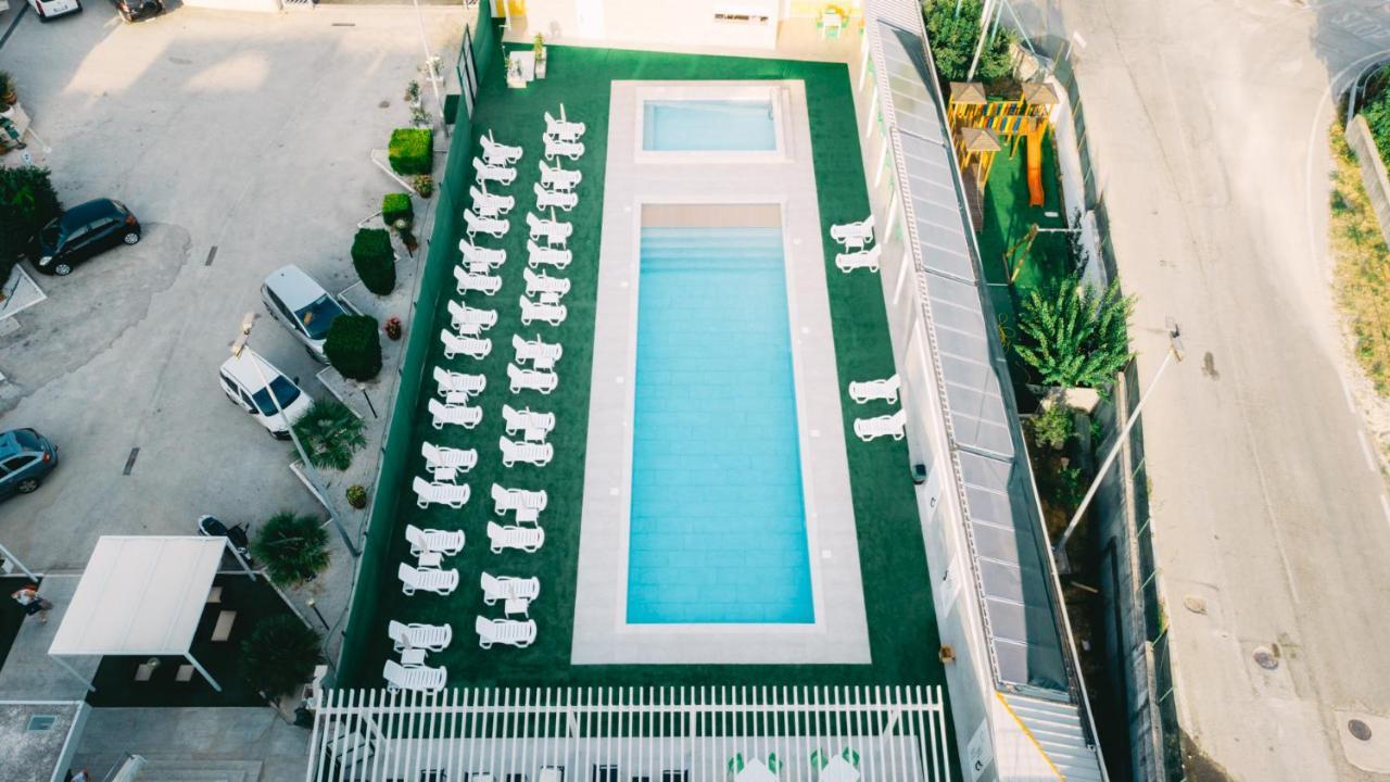 Hotel La Tavernetta Campobasso Bagian luar foto